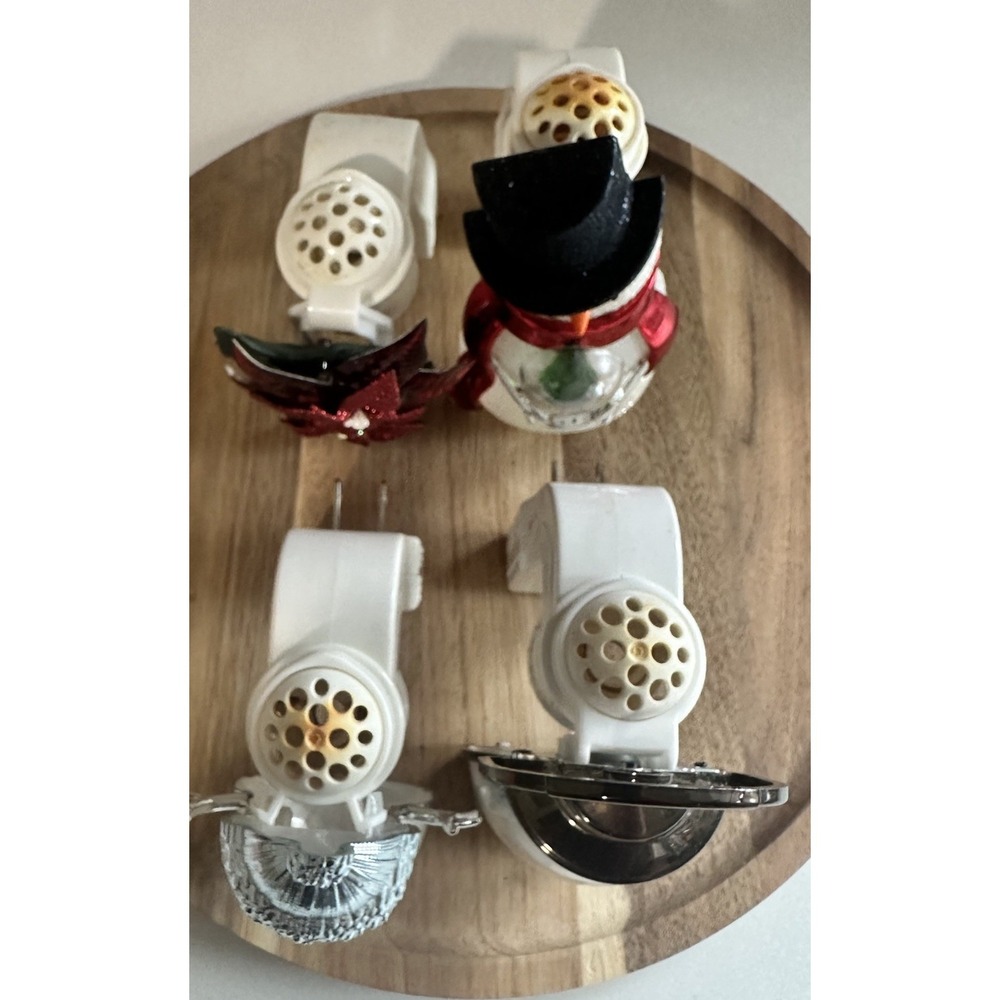 Lot Of 4 Bath And Body Works Wallflower Plug-ins USED Christmas Winter - Picture 2 of 6